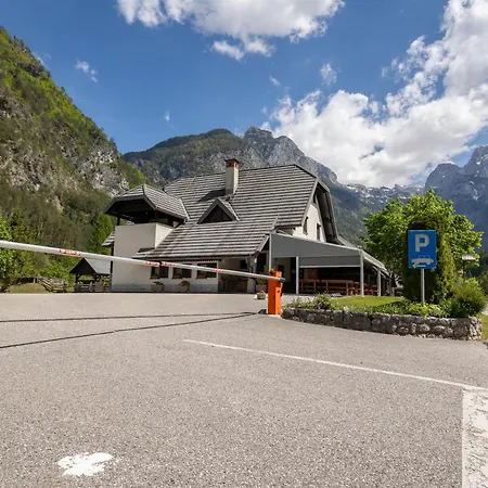 Apartment Metoja Soca